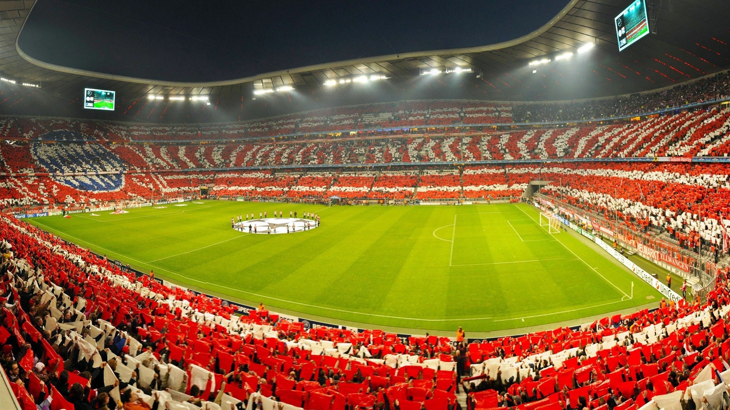 开云在线赛事平台-F1年度争冠之夜，新星杰伦·格林刷新单圈纪录，改写赛车史篇章